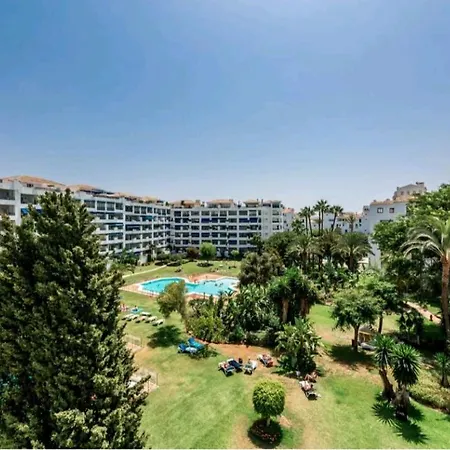 3 Bed Penthouse In The Heart Of Puerto Banus & Pool Apartment