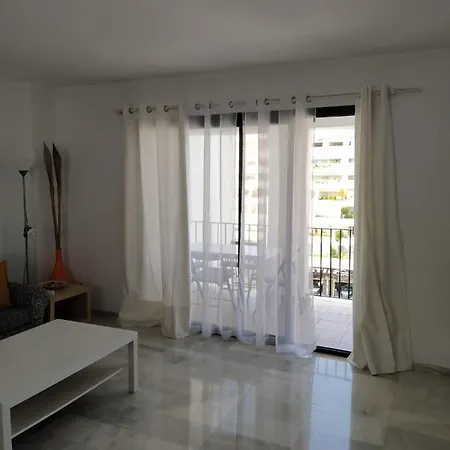 3 Bed Penthouse In The Heart Of Puerto Banus & Pool * Marbella